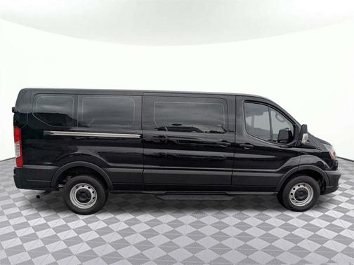 2025 Ford Transit-350 XL
