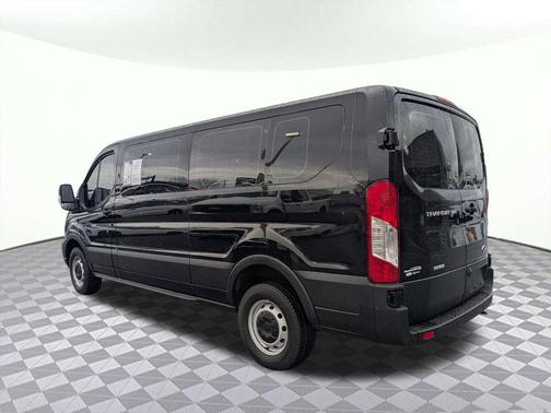 2025 Ford Transit-350 XL