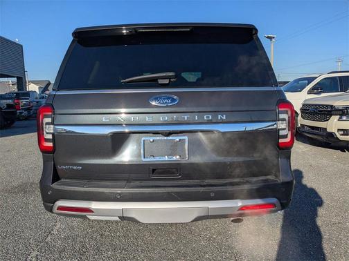 Dark Matter Metallic 2023 Ford Expedition Limited