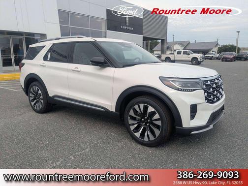 Star White Metallic Tri-Coat 2026 Ford Explorer Platinum