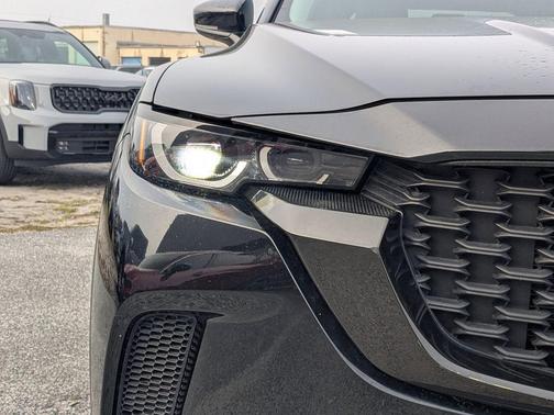 2024 Mazda CX-50 2.5 S Preferred Package