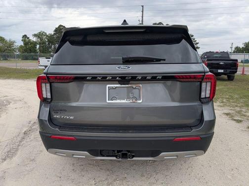 Carbonized Gray Metallic 2026 Ford Explorer Active w/200A Pkg