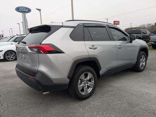 2023 Toyota RAV4 Hybrid LE