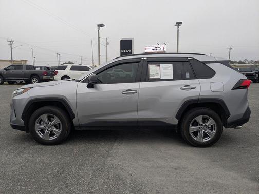 2023 Toyota RAV4 Hybrid LE