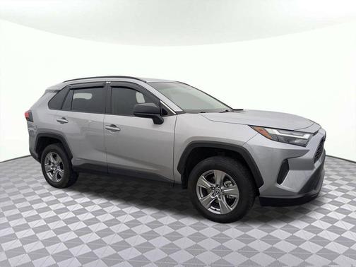 2023 Toyota RAV4 Hybrid LE
