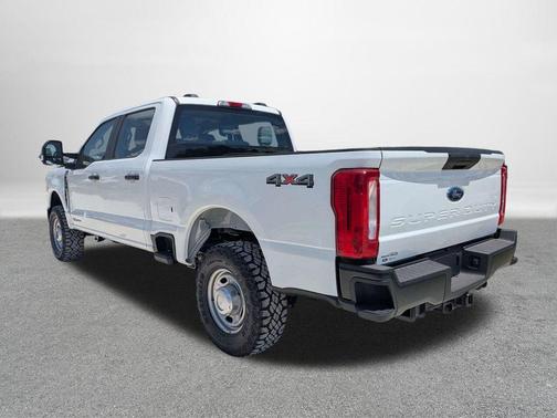 Oxford White 2026 Ford F-350 XL