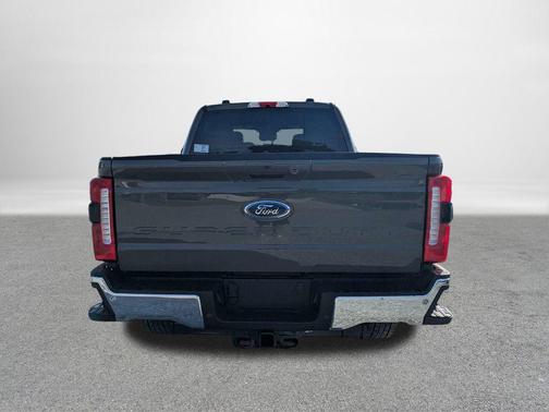 Marsh Gray 2026 Ford F-250 Lariat