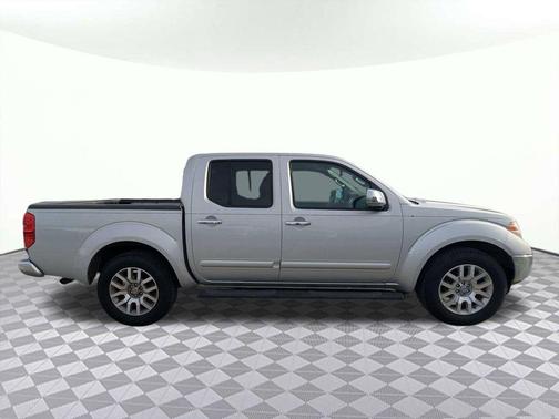 Brilliant Silver 2013 Nissan Frontier SL