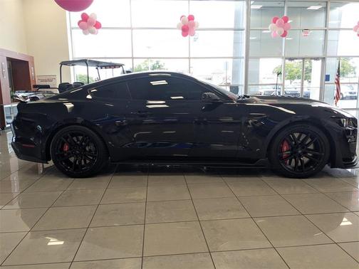 2021 Ford Shelby GT500 Base