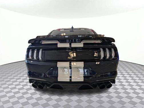 2021 Ford Shelby GT500 Base