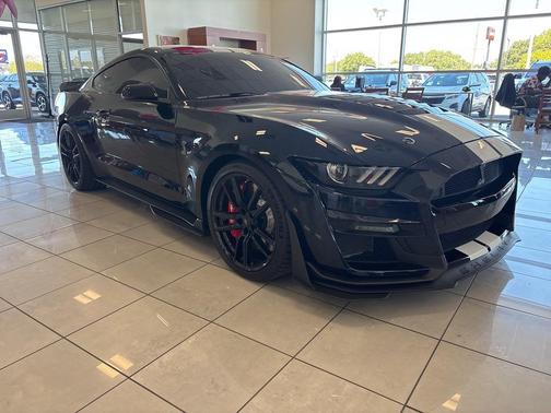 2021 Ford Shelby GT500 Base