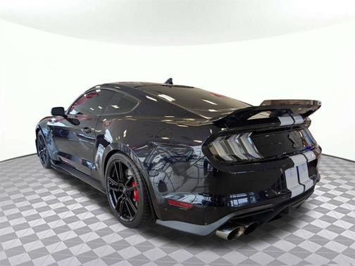 2021 Ford Shelby GT500 Base