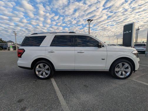 2024 Ford Expedition King Ranch