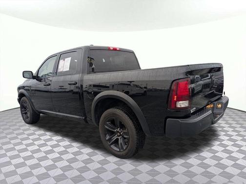 2024 RAM 1500 Classic Warlock Crew Cab 4x2 5'7' Box