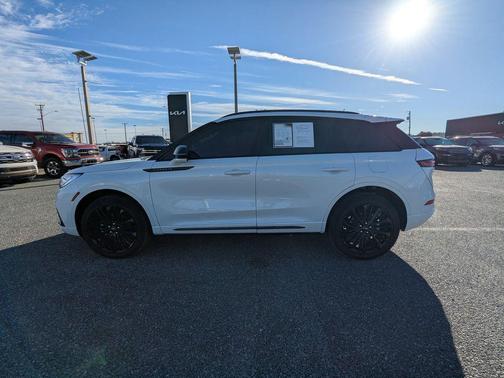 2025 Lincoln Corsair Reserve