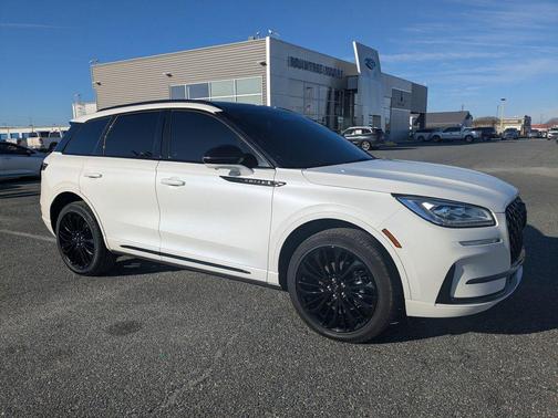 2025 Lincoln Corsair Reserve