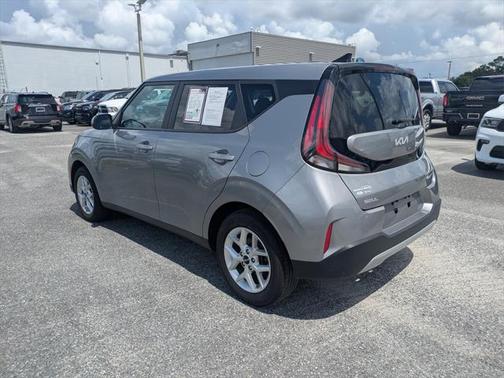 2023 Kia Soul LX