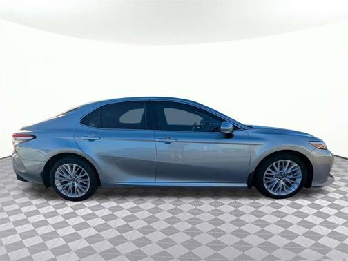 2020 Toyota Camry XLE