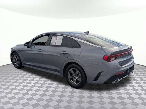 2022 Kia K5 LXS