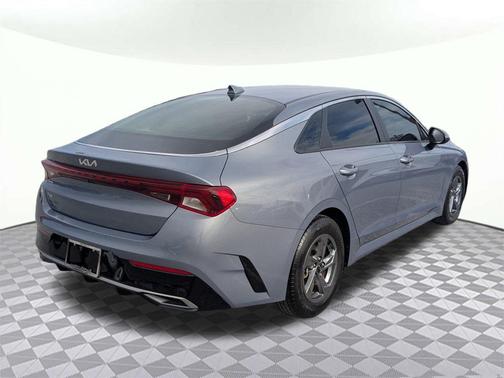 2022 Kia K5 LXS