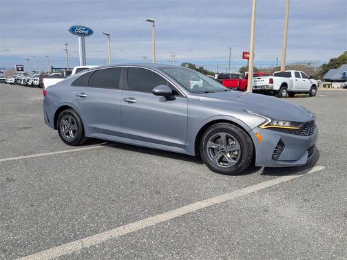 2022 Kia K5 LXS