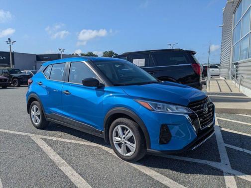 Electric Blue Metallic 2024 Nissan Kicks S