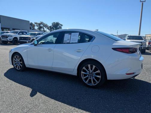 2022 Mazda Mazda3 FWD w/Premium Package