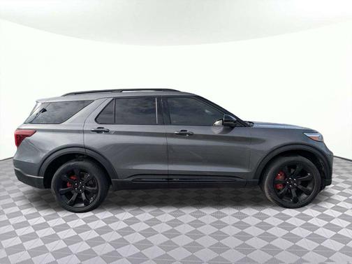 Carbonized Gray Metallic 2023 Ford Explorer ST