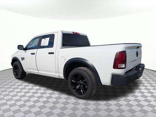 Bright White Clearcoat 2024 RAM 1500 Classic Warlock Crew Cab 4x2 5'7' Box