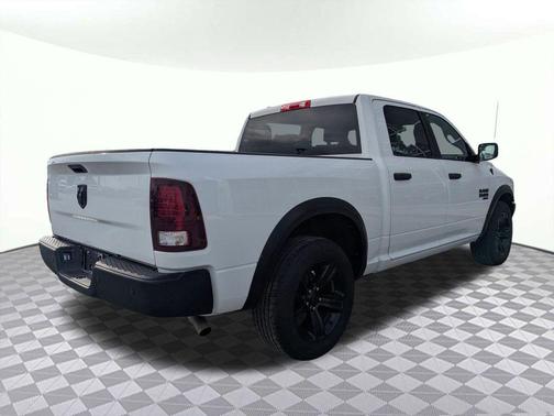 Bright White Clearcoat 2024 RAM 1500 Classic Warlock Crew Cab 4x2 5'7' Box