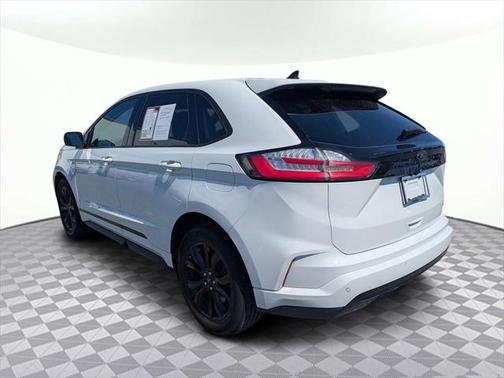 2023 Ford Edge SE