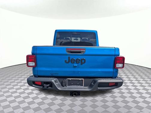 2024 Jeep Gladiator Sport
