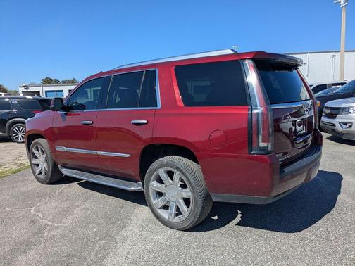 2017 Cadillac Escalade Luxury
