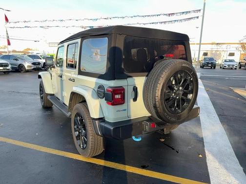 2024 Jeep Wrangler 4xe Sahara