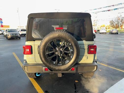 2024 Jeep Wrangler 4xe Sahara
