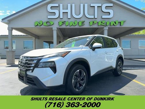Everest White Pearl 2024 Nissan Rogue SV