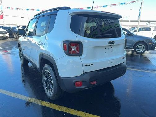 2023 Jeep Renegade Trailhawk
