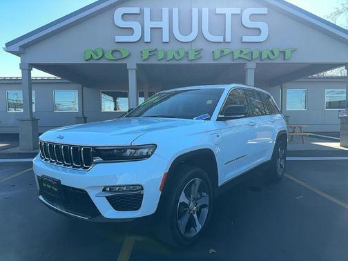 2023 Jeep Grand Cherokee 4xe Base