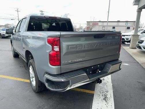 Sterling Gray Metallic 2023 Chevrolet Silverado 1500 LT