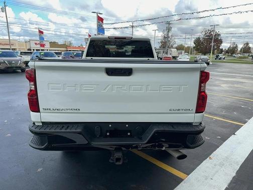 2022 Chevrolet Silverado 2500 Custom