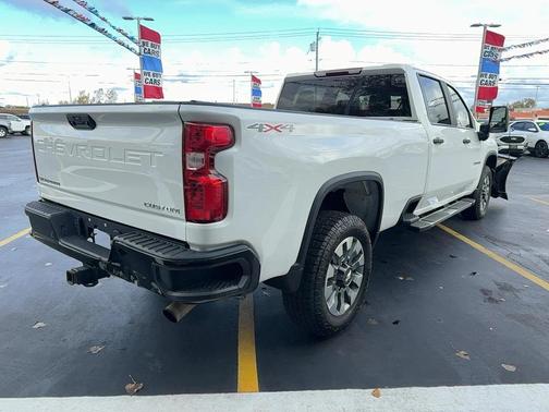 2022 Chevrolet Silverado 2500 Custom