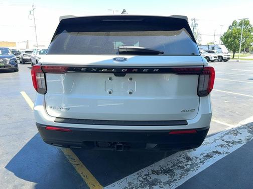 White 2025 Ford Explorer Active