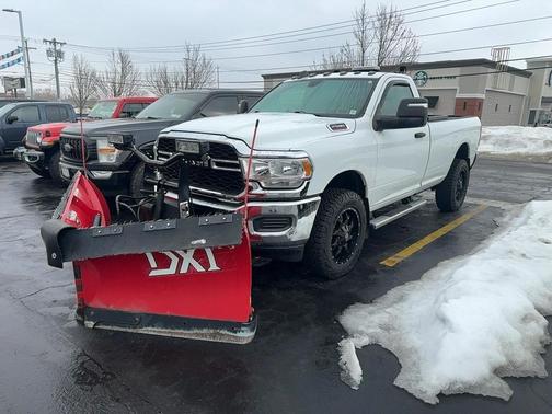 2024 RAM 2500 Tradesman Regular Cab 4x4 8' Box