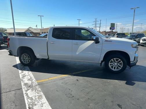 White 2019 Chevrolet Silverado 1500 LT