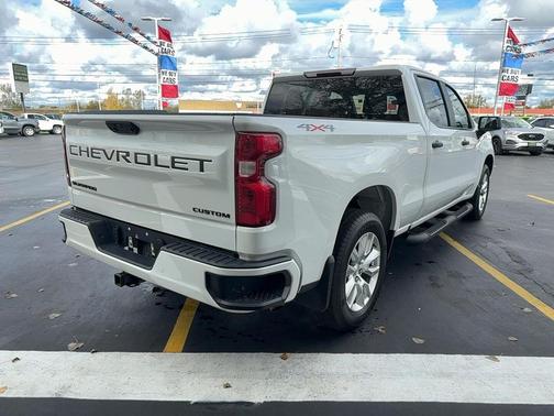 2023 Chevrolet Silverado 1500 Custom
