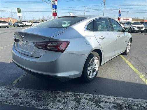 2022 Chevrolet Malibu FWD LT