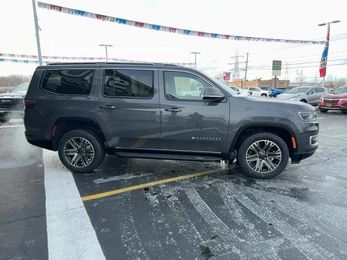 2022 Jeep Wagoneer Series III 4x4