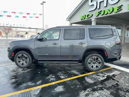 2022 Jeep Wagoneer Series III 4x4