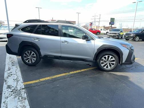 Ice Silver Metallic 2024 Subaru Outback Premium