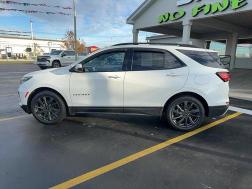 2023 Chevrolet Equinox AWD RS